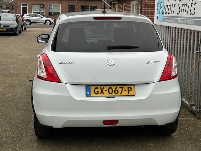 Occasion Suzuki Swift Exclusive 90 PK (66 kW) 2015 Wit (metallic) Hatchback