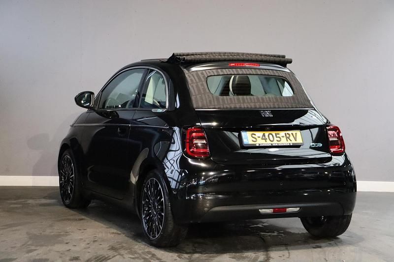 Occasion Fiat 500e La Prima 86 kW (118 PK) 2023 Zwart Cabriolet