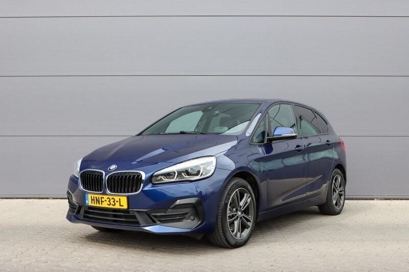Blauw Gebruikt 2020 BMW 225 Active Tourer iPerformance MPV | € 26.400 (Duur) - Afbeelding 1/4