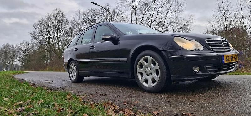 Occasion Mercedes C180 Elegance 143 PK (105 kW) 2005 Zwart Stationwagen