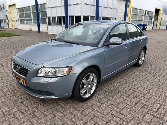 Blauw Gebruikt 2010 Volvo S40 Momentum Sedan | € 6.495 (Duur) - Afbeelding 1/4