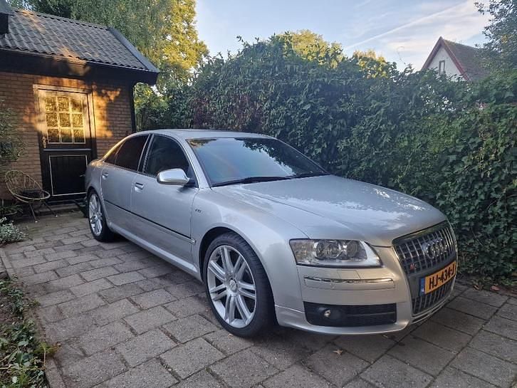 Gebruikt 2007 Audi S8 Sedan | € 14.000 - Afbeelding 1/4