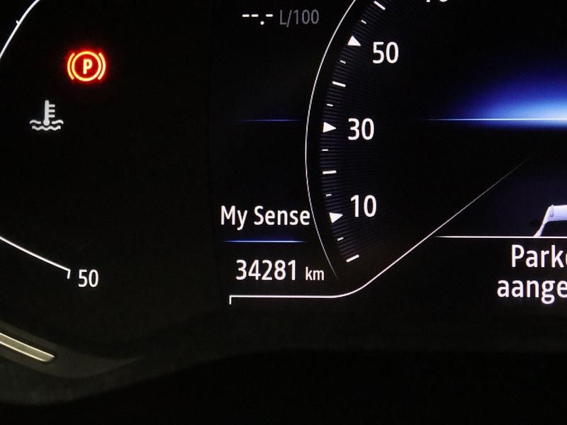 Occasion Renault Captur Intens 142 PK (104 kW) 2023 Zilver SUV