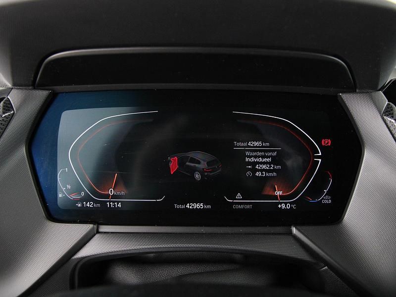 Occasion BMW 118 Executive 136 PK (100 kW) 2022 Zwart Hatchback