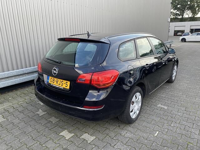Occasion Opel Astra Edition 101 PK (74 kW) 2011 Zwart Stationwagen