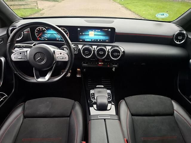 Occasion Mercedes A200 Business 163 PK (119 kW) 2018 Grijs Hatchback