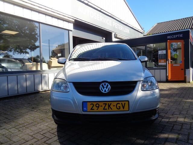 Occasion VW Fox Trendline 54 PK (39 kW) 2008 Grijs Hatchback