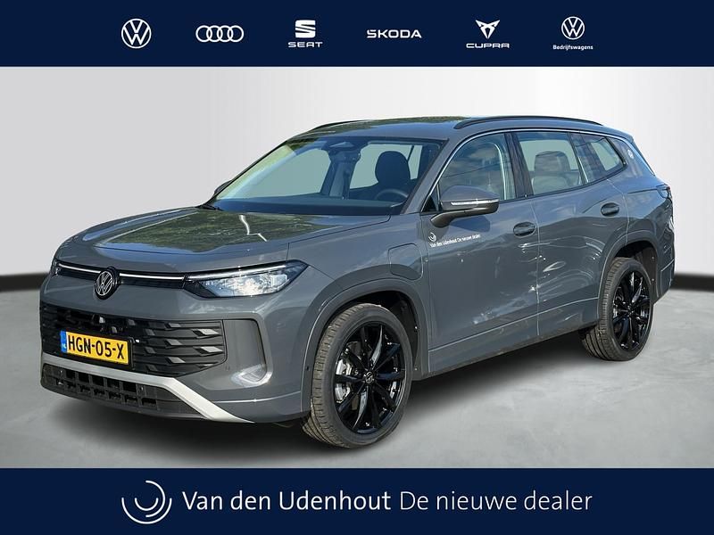 Grijs Gebruikt 2025 VW Tayron Edition SUV | € 49.990 (Super prijs) - Afbeelding 1/3
