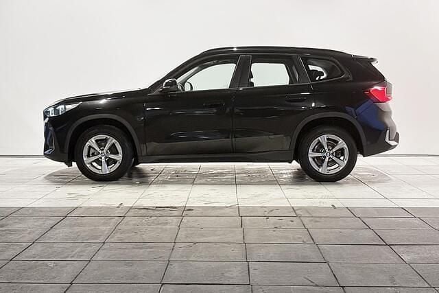 Occasion BMW X1 Comfort Edition 136 PK (100 kW) 2024 Saphirschwarz metallic (zwart metallic) SUV