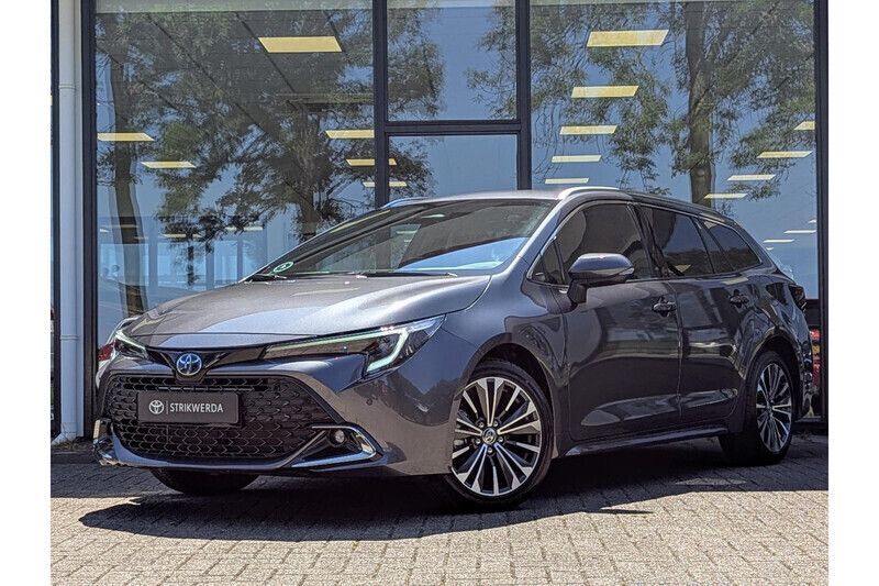Gebruikt 2024 Toyota Corolla Hybrid | € 33.995 - Afbeelding 1/1