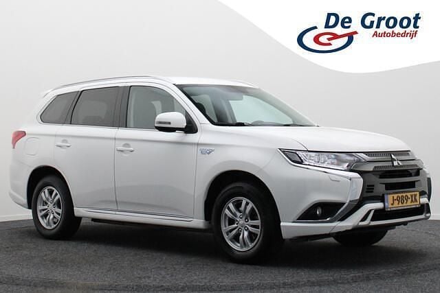 Occasion Mitsubishi Outlander 241 PK (177 kW) 2020 Wit SUV