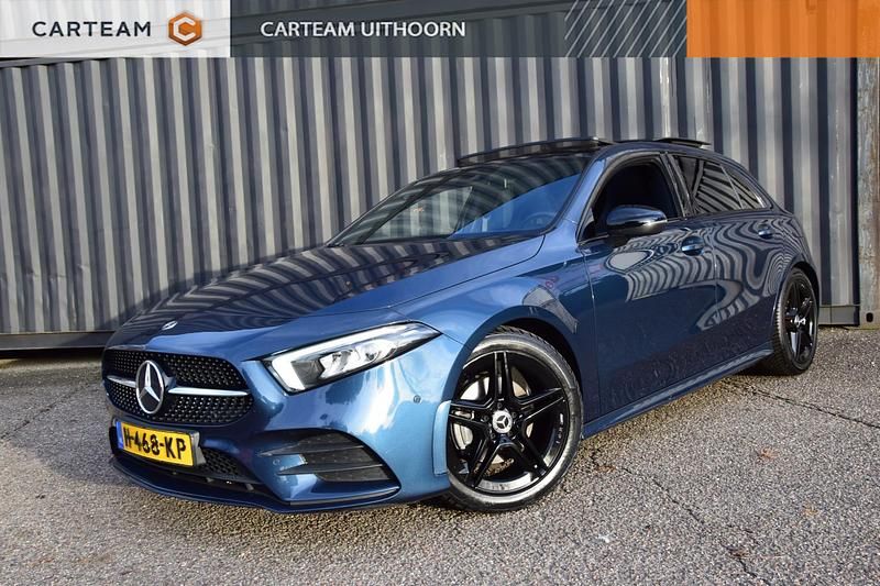 Blauw Occasion 2020 Mercedes A180 Business Hatchback | € 25.845 (Eerlijke prijs) - Afbeelding 1/4