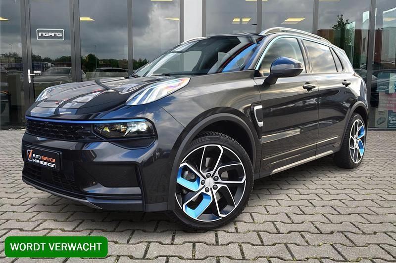 Zwart Gebruikt 2023 Lynk & Co 01 SUV | € 28.900 (Eerlijke prijs) - Afbeelding 1/4