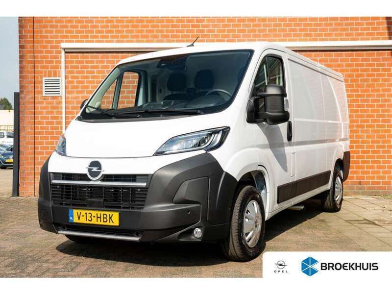 Wit Gebruikt 2024 Opel Movano S Van | € 22.895 (Super prijs) - Afbeelding 1/4