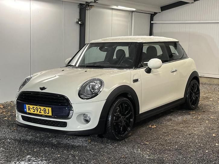 Occasion Mini Cooper Business 136 PK (100 kW) 2017 Hatchback