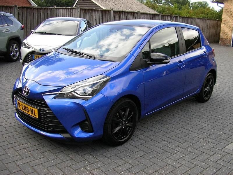 Blauw Gebruikt 2018 Toyota Yaris Comfort Hatchback | € 9.250 (Goede deal) - Afbeelding 1/4