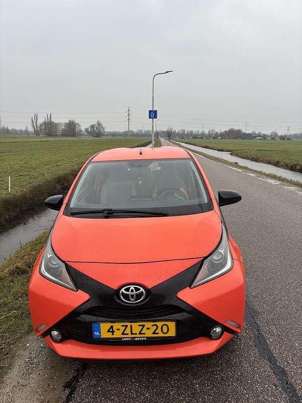 Occasion Toyota Aygo X-play 69 PK (50 kW) 2015 Hatchback