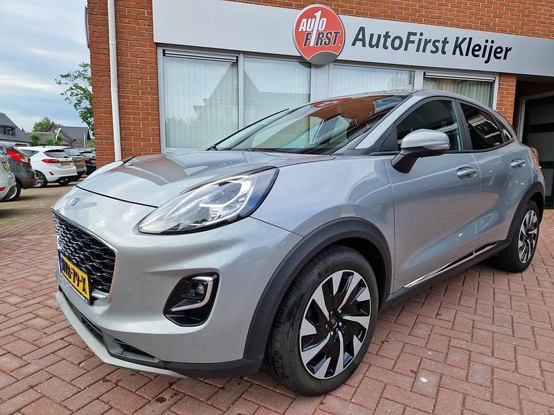 Grijs Gebruikt 2022 Ford Puma Titanium SUV | € 19.830 (Eerlijke prijs) - Afbeelding 1/3