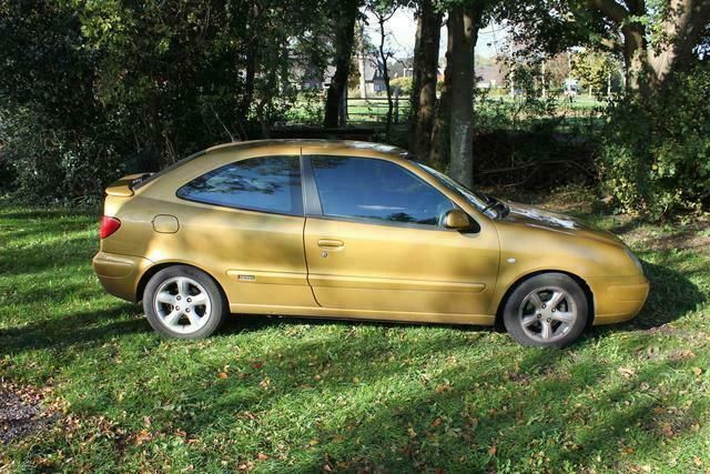 Occasion Citroën Xsara VTR Sport 109 PK (80 kW) 2000 Geel Hatchback