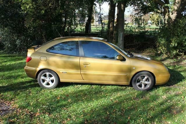 Geel Gebruikt 2000 Citroën Xsara VTR Sport Hatchback | € 1.500 - Afbeelding 1/4