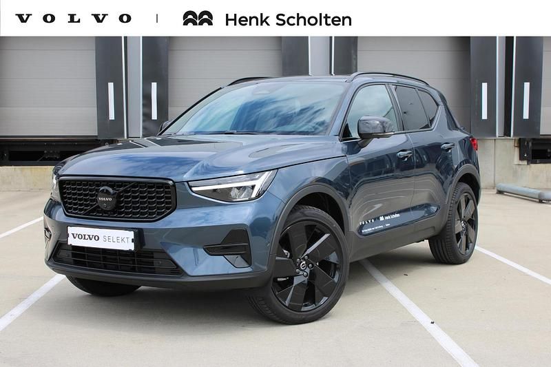 Blauw Gebruikt 2025 Volvo XC40 Plus SUV | € 52.950 - Afbeelding 1/4