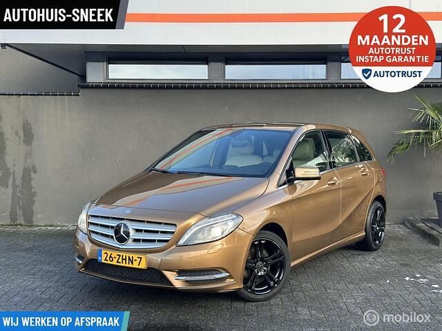 Beige Gebruikt 2012 Mercedes B180 Ambition MPV | € 10.950 (Goede deal) - Afbeelding 1/4