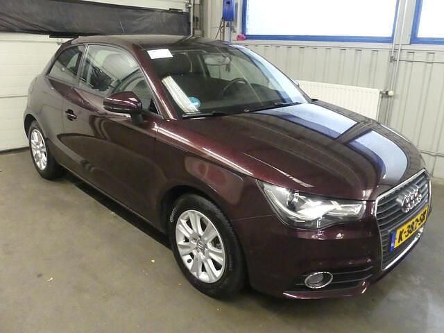 Occasion Audi A1 Ambition 123 PK (90 kW) 2010 Paars Hatchback