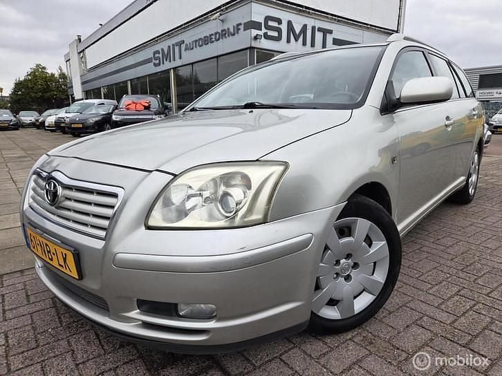 Gebruikt 2003 Toyota Avensis Sol Stationwagen | € 2.950 (Duur) - Afbeelding 1/1