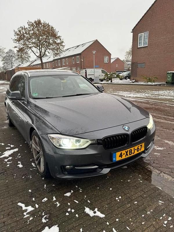 Occasion 2014 BMW 320 Stationwagen | € 8.900 (Eerlijke prijs) - Afbeelding 1/4