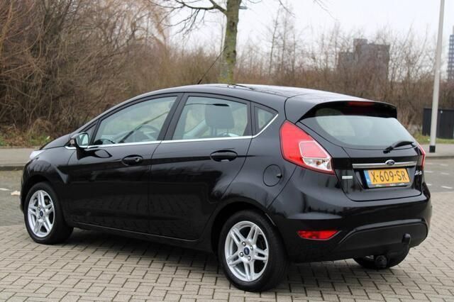 Occasion Ford Fiesta Titanium 101 PK (74 kW) 2014 Zwart Hatchback