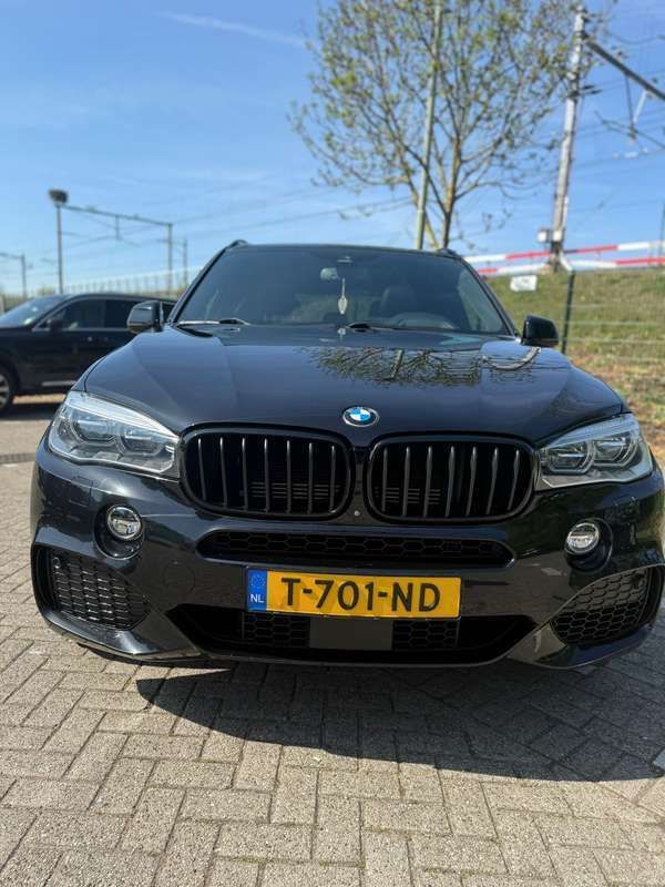 Zwart Gebruikt 2018 BMW X5 M SUV | € 42.950 - Afbeelding 1/4