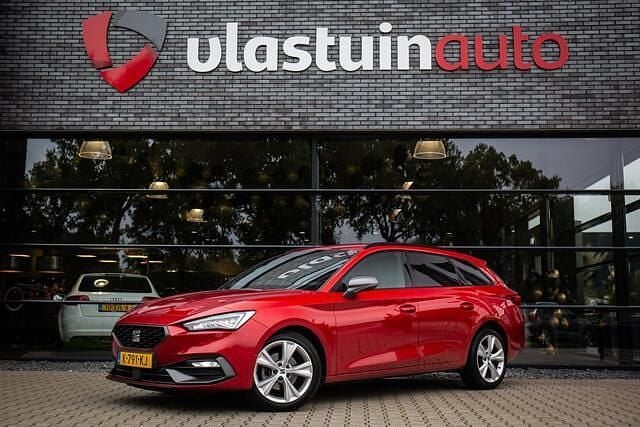 Rood Gebruikt 2021 Seat Leon FR Stationwagen | € 16.450 (Goede deal) - Afbeelding 1/4