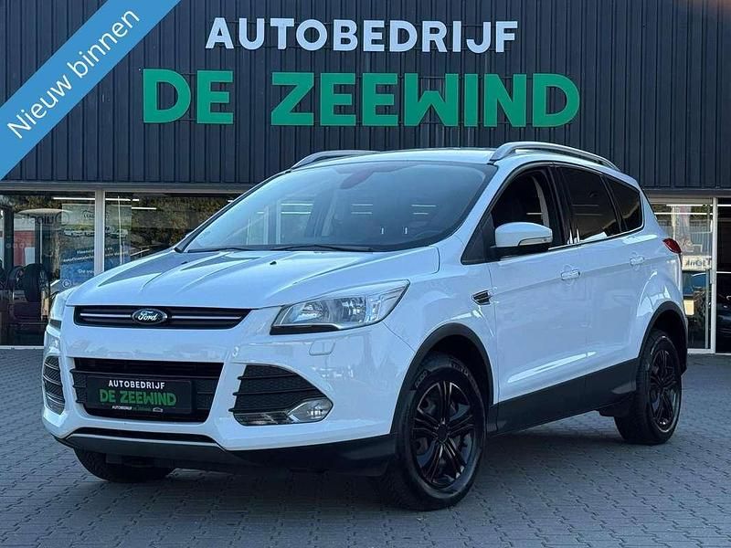 Wit Gebruikt 2013 Ford Kuga Titanium SUV | € 8.999 (Eerlijke prijs) - Afbeelding 1/3