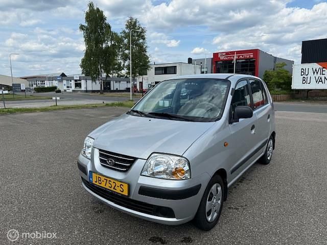 Grijs Gebruikt 2004 Hyundai Atos Active Hatchback | € 1.950 - Afbeelding 1/4