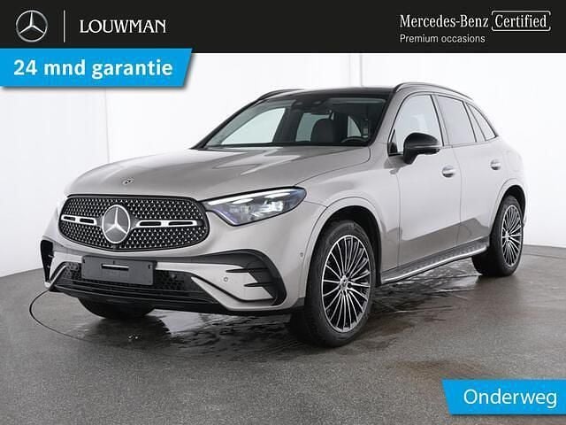 Zilver, metallic lak Gebruikt 2024 Mercedes GLC300 AMG SUV | € 64.945 (Iets duurder) - Afbeelding 1/4