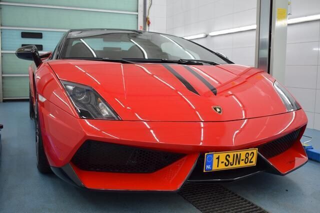 Rood Gebruikt 2013 Lamborghini Gallardo Cabriolet | € 224.950 - Afbeelding 1/4