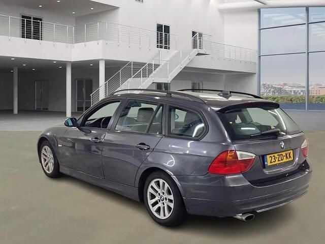 Occasion BMW 318 143 PK (105 kW) 2008 Grijs Stationwagen