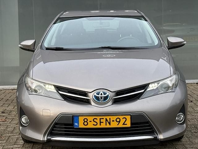 Occasion Toyota Auris Hybrid 99 PK (72 kW) 2013 Bruin Hatchback