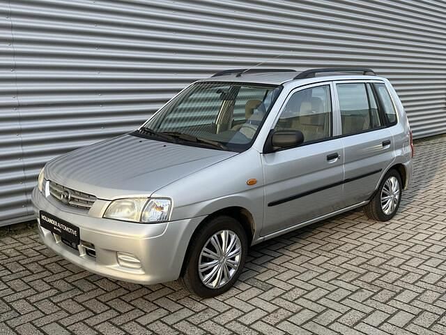 Occasion Mazda Demio Exclusive 75 PK (55 kW) 2003 Grijs Hatchback