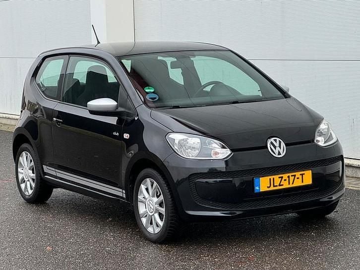 Gebruikt 2015 VW up! CLUB Hatchback | € 4.450 (Super prijs) - Afbeelding 1/4