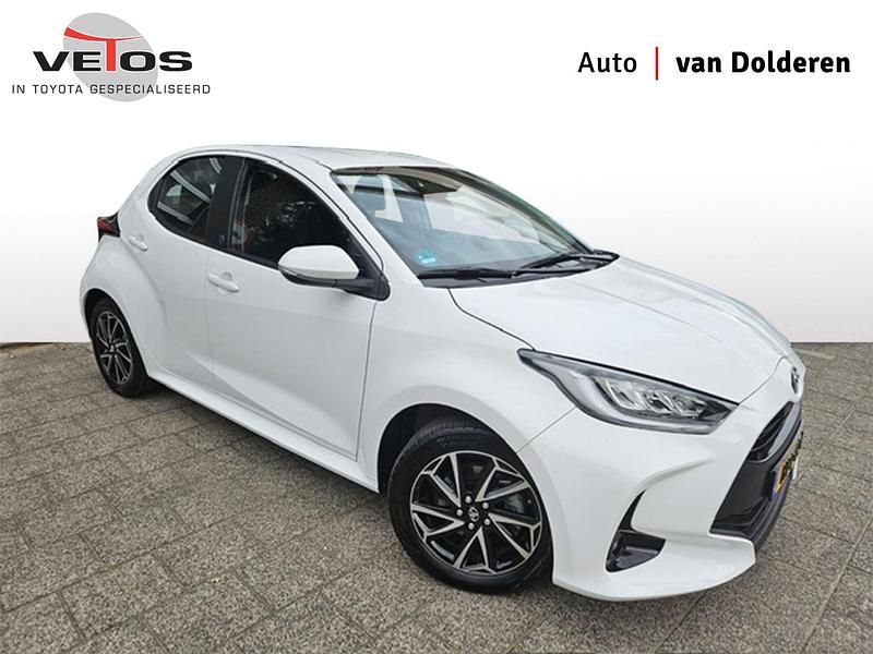 Wit Gebruikt 2023 Toyota Yaris Limited Hatchback | € 21.500 (Goede deal) - Afbeelding 1/4