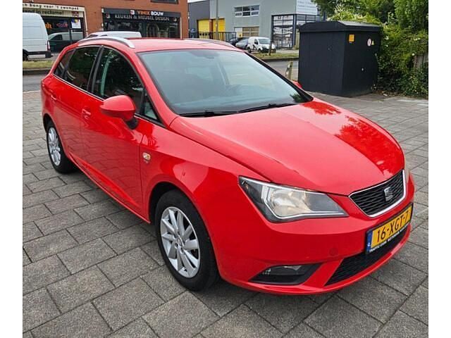 Occasion Seat Ibiza ST Style 105 PK (77 kW) 2012 Rood Stationwagen