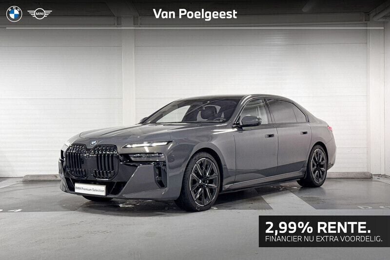 Grijs Gebruikt 2023 BMW i7 Comfort Edition Sedan | € 98.500 - Afbeelding 1/4