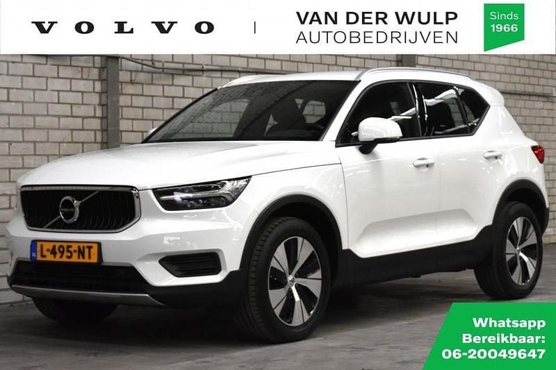Wit Gebruikt 2021 Volvo XC40 Momentum SUV | € 27.950 (Super prijs) - Afbeelding 1/4