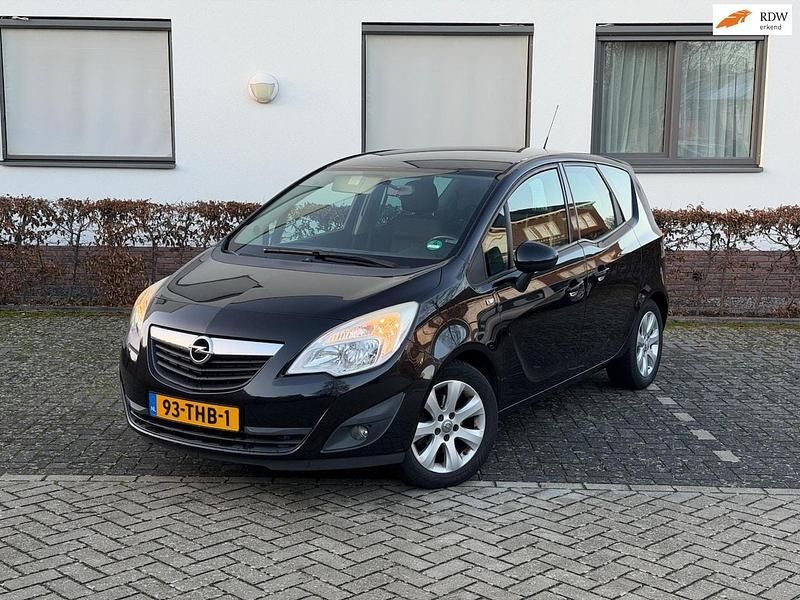 Zwart Gebruikt 2011 Opel Meriva Cosmo MPV | € 2.950 (Goede deal) - Afbeelding 1/4