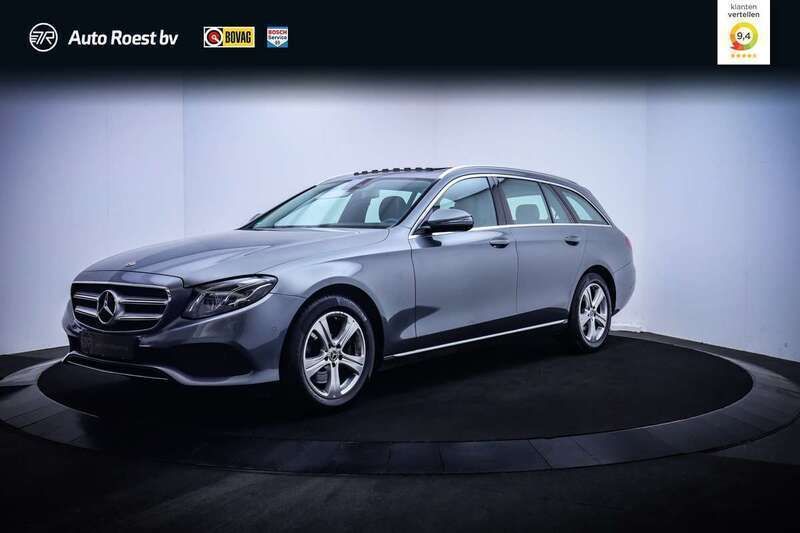 Grijs, metallic lak Gebruikt 2017 Mercedes E200 Avantgarde Stationwagen | € 23.950 (Eerlijke prijs) - Afbeelding 1/4