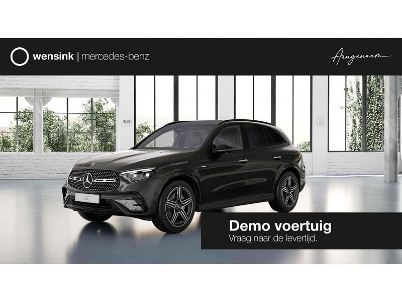 Grijs Gebruikt 2025 Mercedes GLC400d Sport Edition SUV | € 80.160 (Eerlijke prijs) - Afbeelding 1/4
