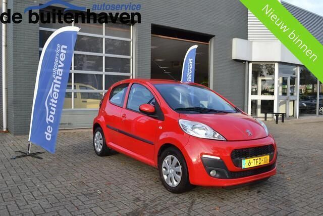 Rood Gebruikt 2014 Peugeot 107 Active Hatchback | € 3.499 (Goede deal) - Afbeelding 1/4