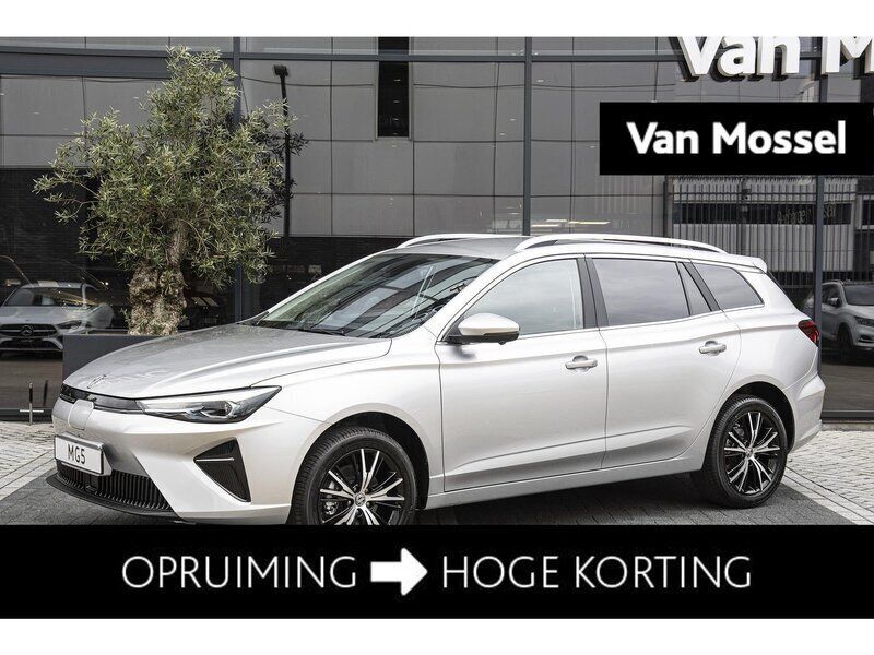 Grijs Gebruikt 2023 MG MG5 EV Long Range Comfort Stationwagen | € 40.300 - Afbeelding 1/4