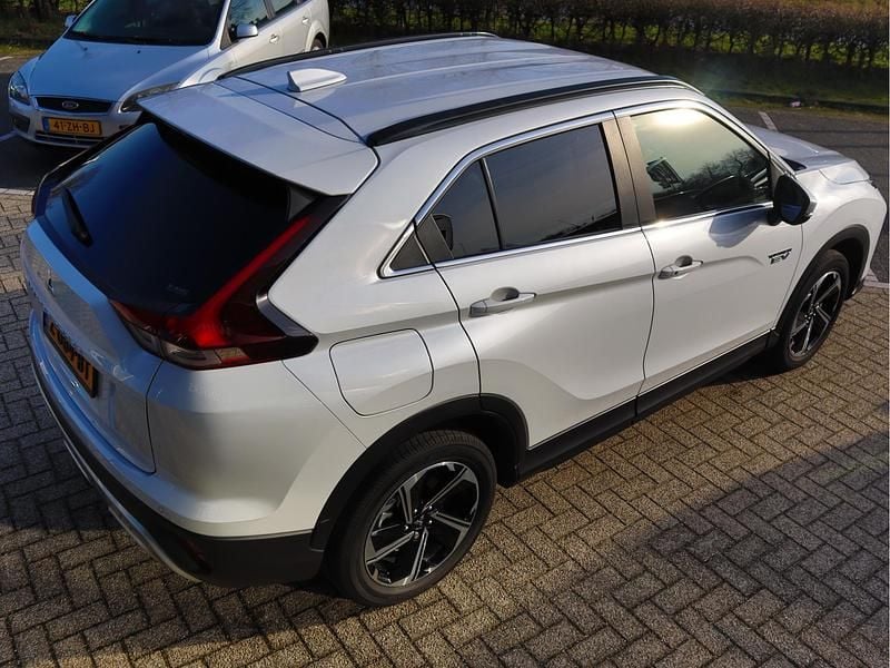 Occasion Mitsubishi Eclipse Cross Intense+ 177 PK (130 kW) 2024 Wit (metallic) SUV